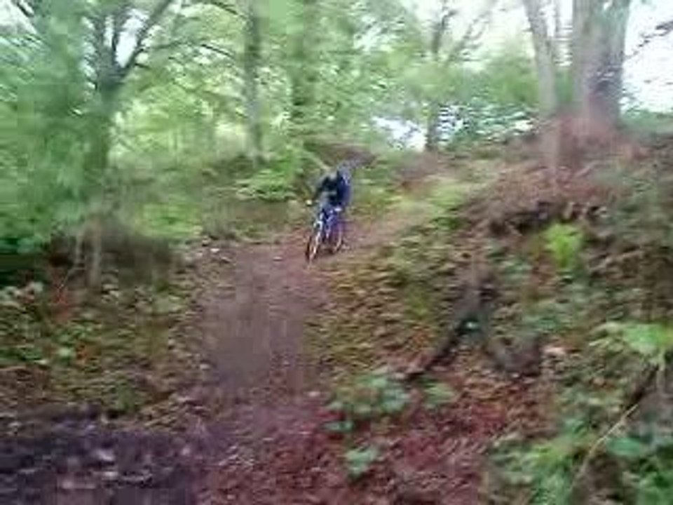 gamelle en vtt sous temps de pluie