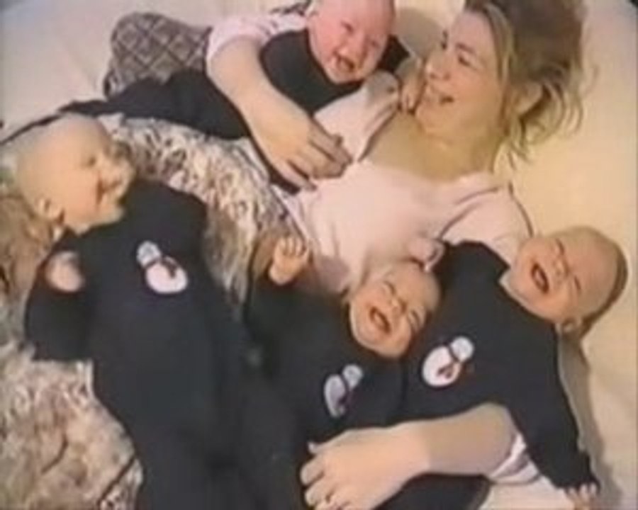 4 Bébé Rire au mème tempt