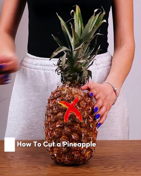 How to cut pineapple🍍