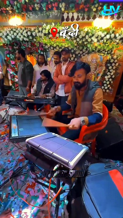 Prem Shnakar Jaat Shree Dev Musical Group Member Suresh Vaishnav ko Sikhate || Live Program in Bundi