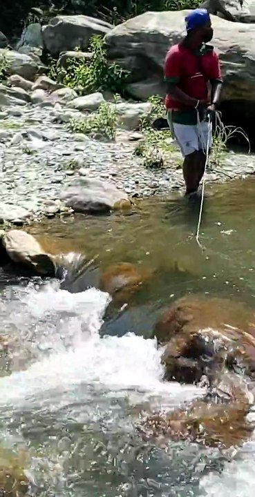 cast net fishing in Nepal |
