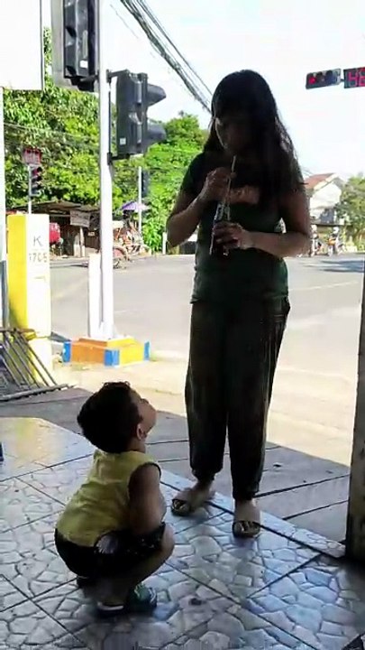 Hide and seek si Isaiah ug iyang nanay Janet