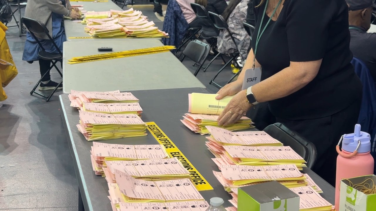 Birmingham parties hold talks after council left with no overall control