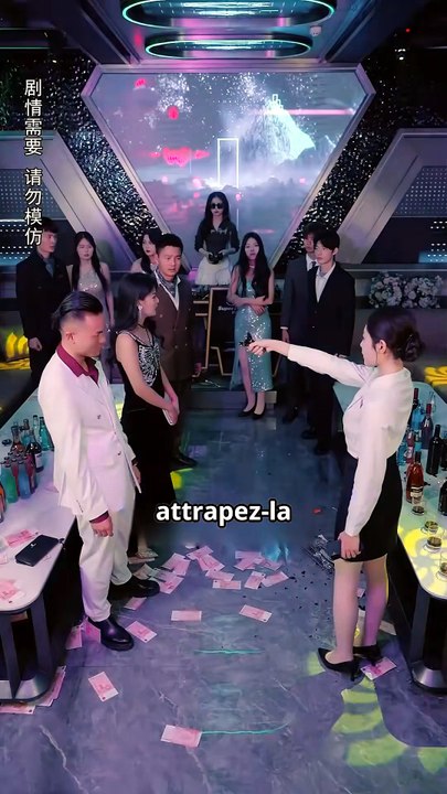 Personne ne veut sauver le frère albinos du PDGune fille rurale donne toute sa moelle!Amour arrive!