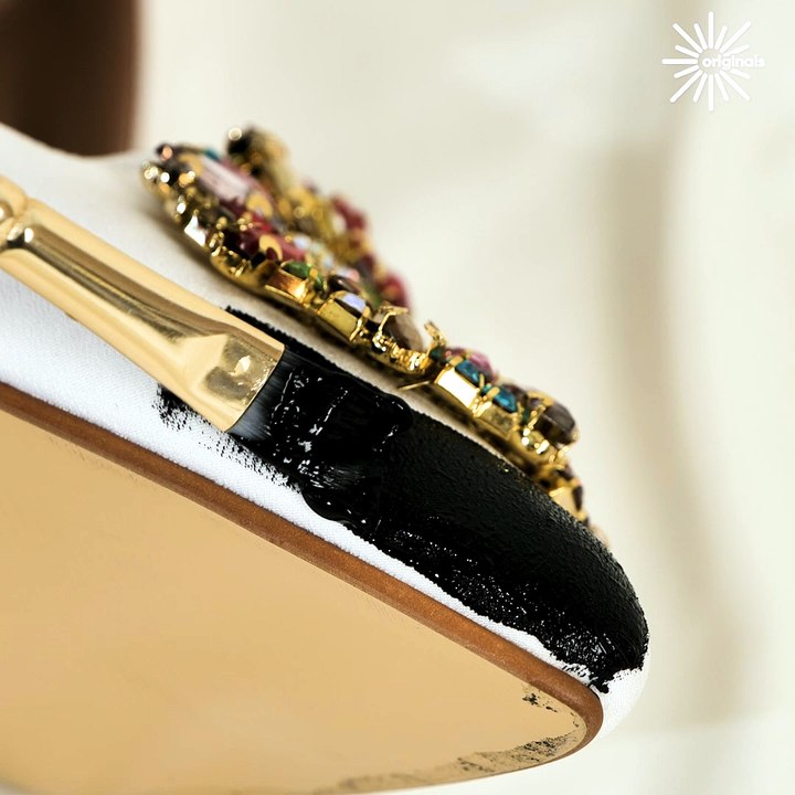 You don't have to wear your wedding shoes only one time! 👠