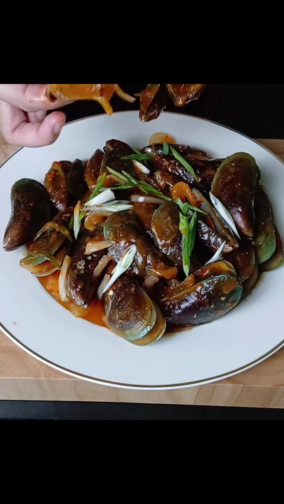 Kerang Hijau Saus Padang Pedas Gurih Ala Rumahan | Resep Seafood Mudah