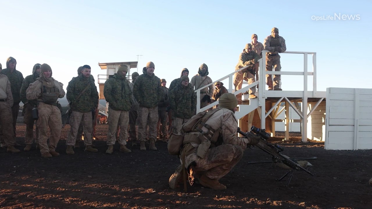 U.S. Marines Conduct Live-Fire Machine Gun Training in Hawaii