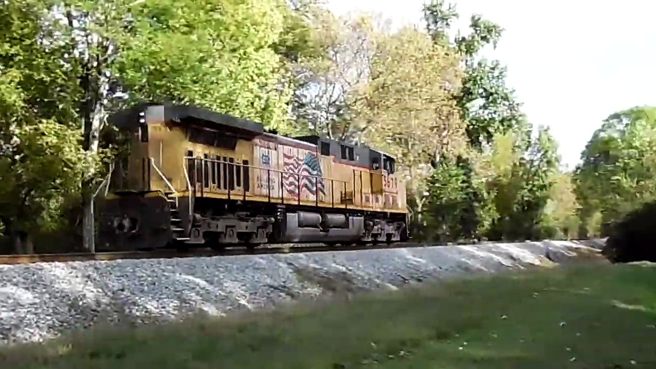 UP AC44CW on 24R, Standard Cab Dash9 on 16A, and A01! - Pack Studioz (720p, h264)