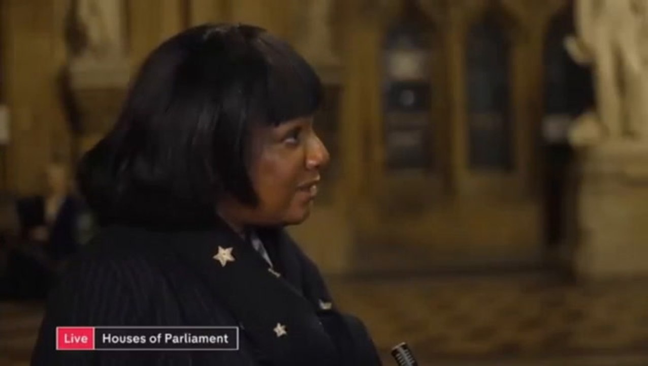 Diane Abbott slams applause for Keir Starmer as PM vows to stay on after Mandelson-Epstein row
