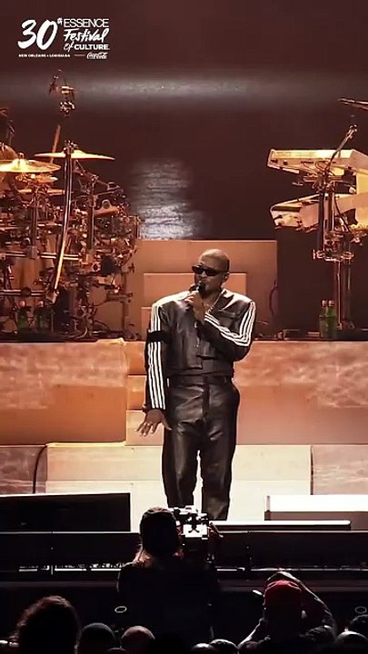 Efoc Superdome Usher Confessions 9x16