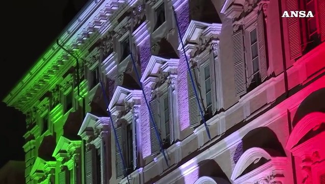 Giorno del Ricordo, la facciata del Senato illuminata con il Tricolore
