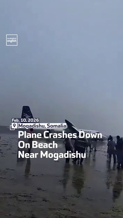 Plane Crashes Down On Beach Near Mogadishu