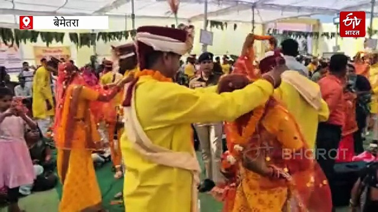 मुख्यमंत्री कन्या विवाह योजना के तहत सामूहिक विवाह, निर्धन कन्याओं का घर बसा रही सरकार