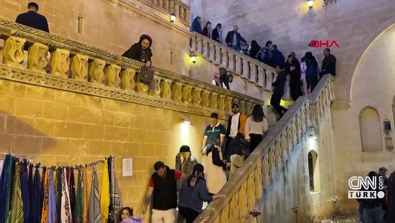 Kanal D dizileri ilham oluyor: Portreler saça taşındı