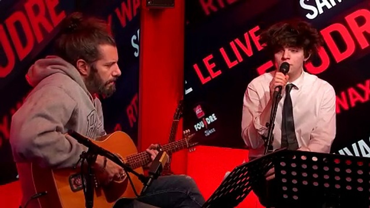Sam Sauvage & Waxx reprennent "L'opportuniste" de Jacques Dutronc en live dans Foudre