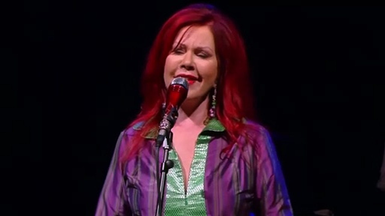 Kate Pierson (B-52’s)  - Candy (Iggy Pop cover)