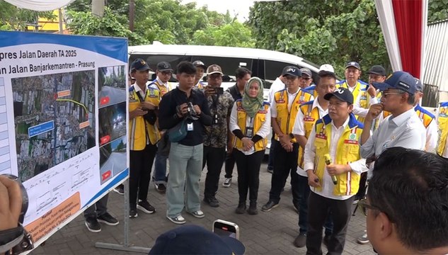 Menteri PU Janji Bantu Atasi Banjir dan Kemacetan di Jatim