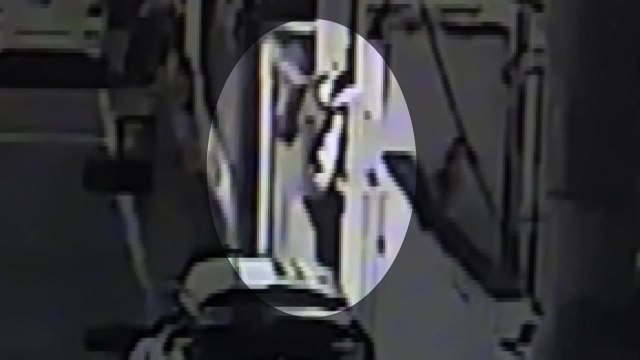 절도죄 복역 후 13일 만에 금품 훔친 50대 송치 / YTN