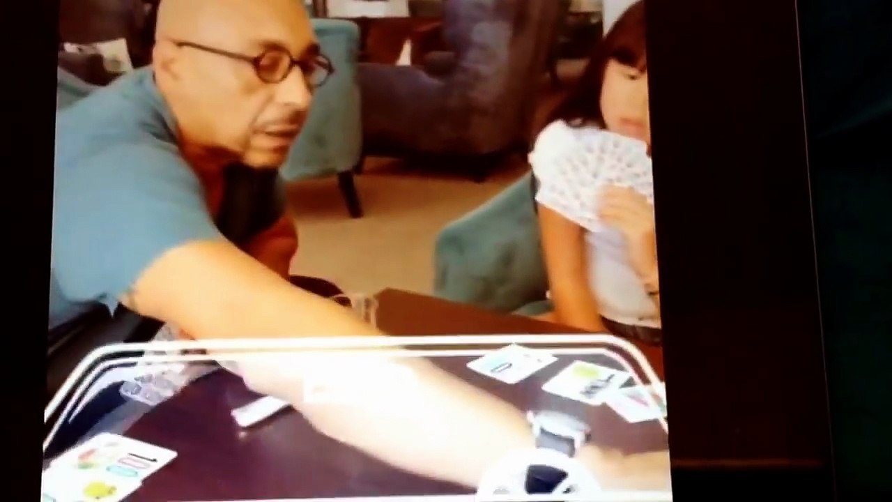 2017 – Johnny Hallyday – Johnny et ses enfants jouent aux Mille Bornes (16 juillet)