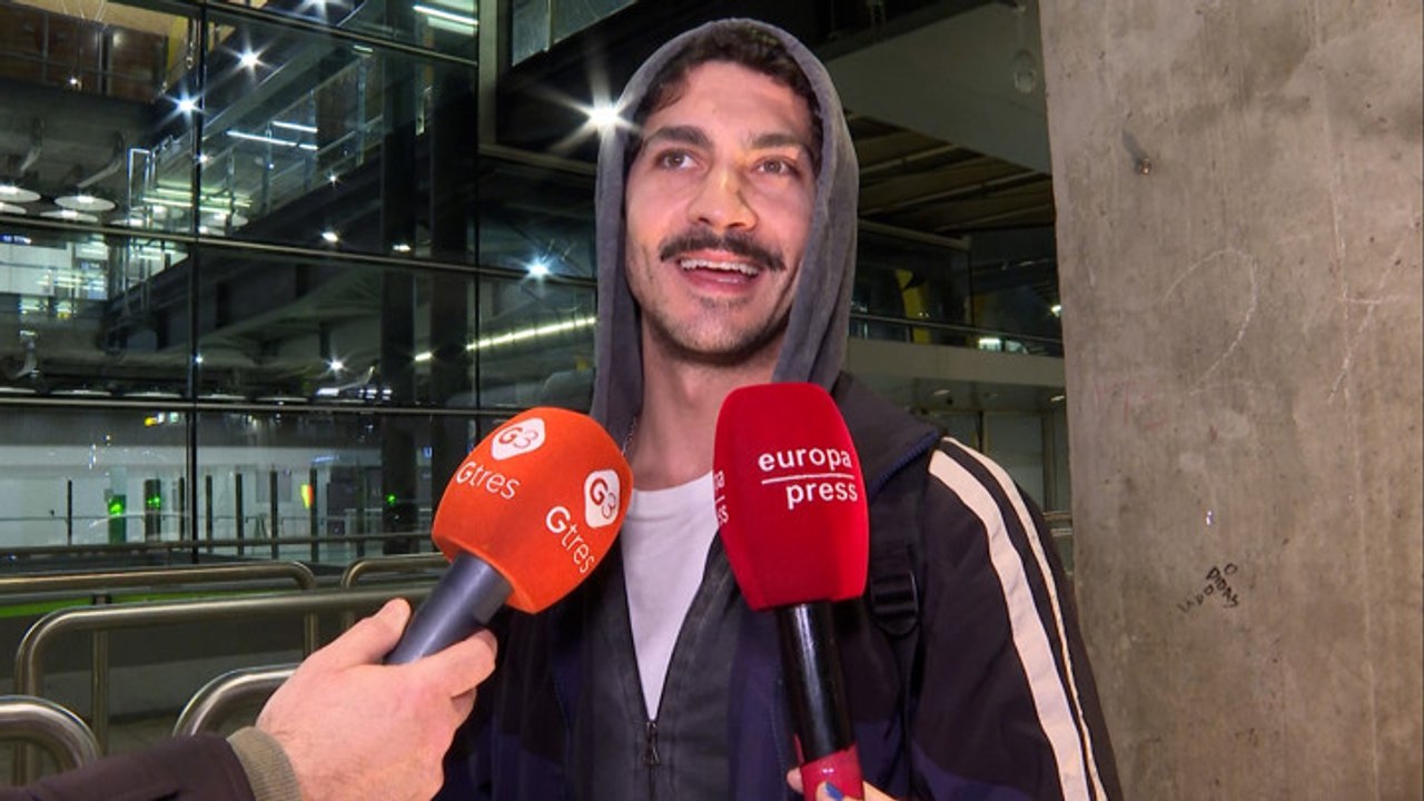 Chino Darín, 'obligado' a separarse de Úrsula Corberó y Dante en sus primeros días como papá