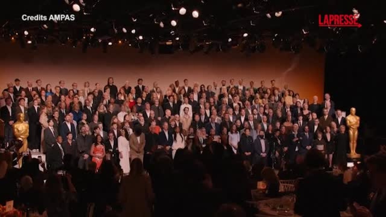 Foto di rito per i candidati agli Oscar: Chalamet, Di Caprtio ed Emma Stone all'appuntamento a Los Angeles