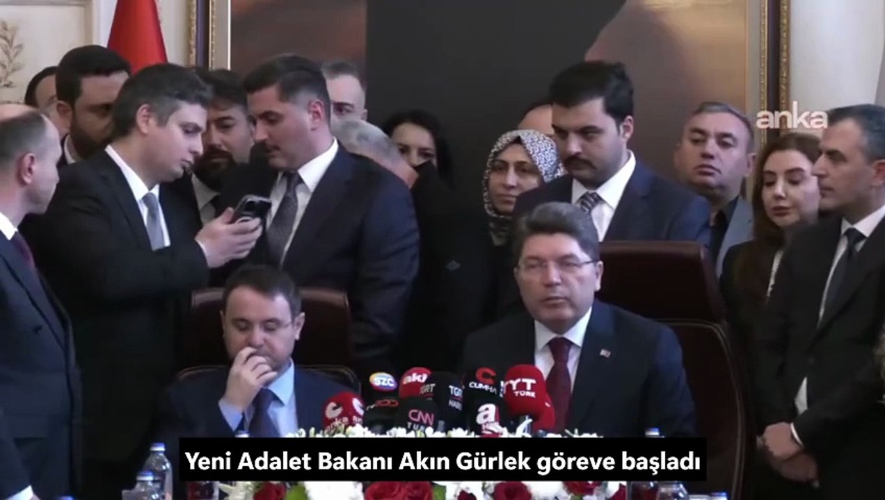 Akın Gürlek göreve başladı