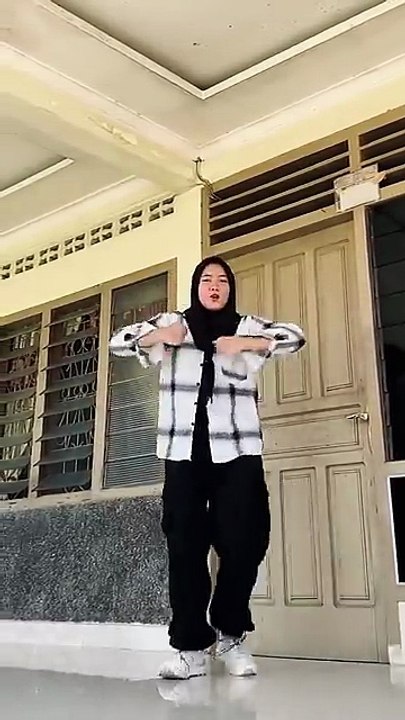 ngapain repot dance ininay #indotimurmedia #indotimurmusic #fypシviral