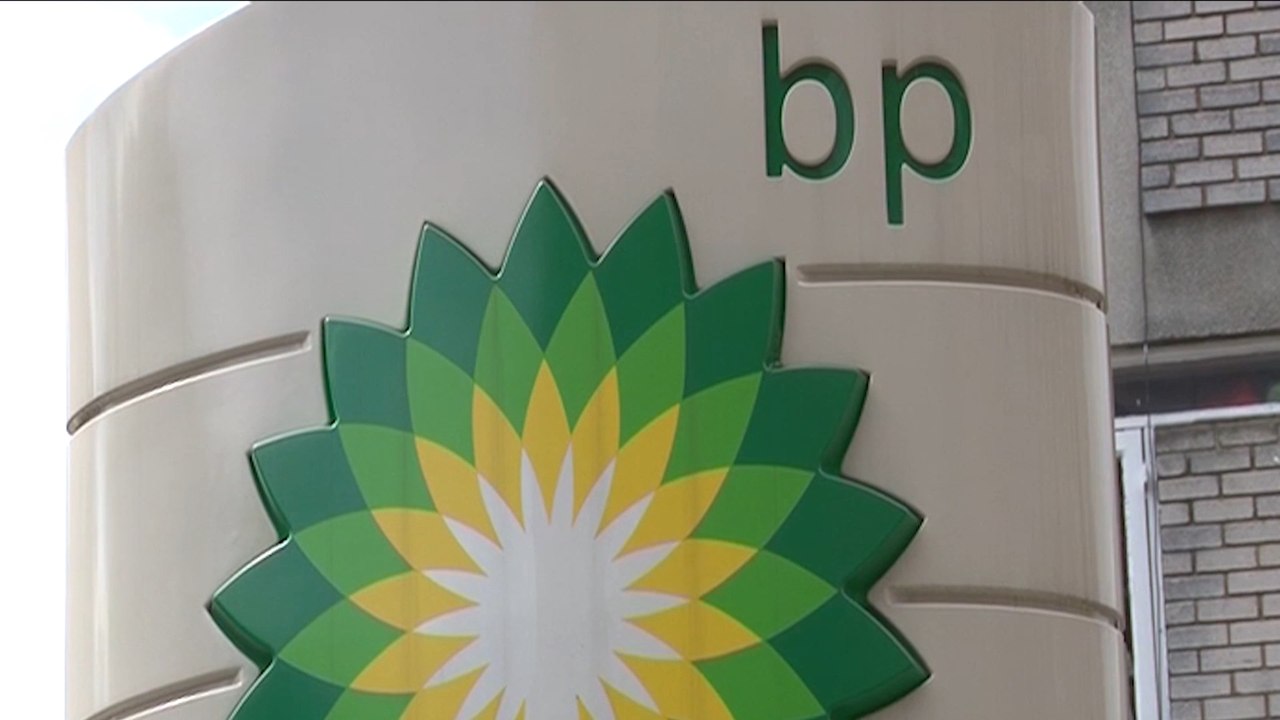 BP cuts spending as profits fall for third year