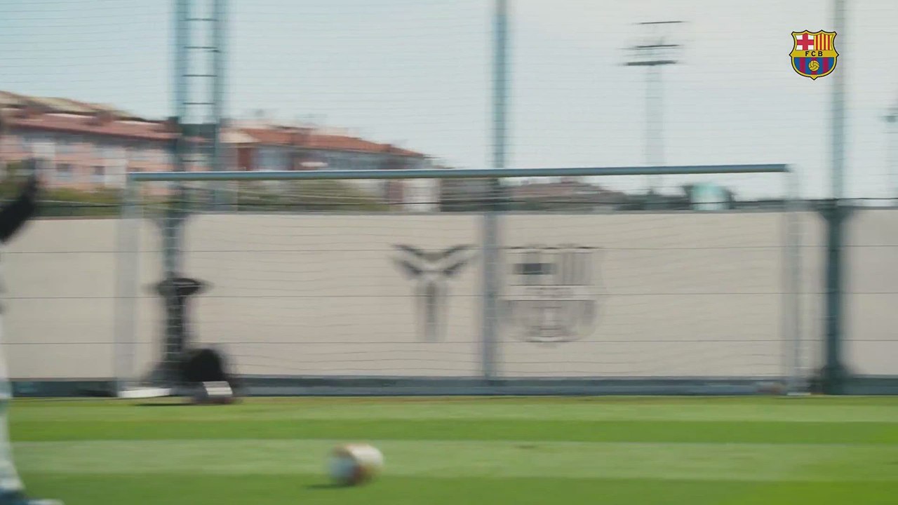 Entrenamiento completo del FC Barcelona previo a la semifinal de Copa del Rey vs Atleti