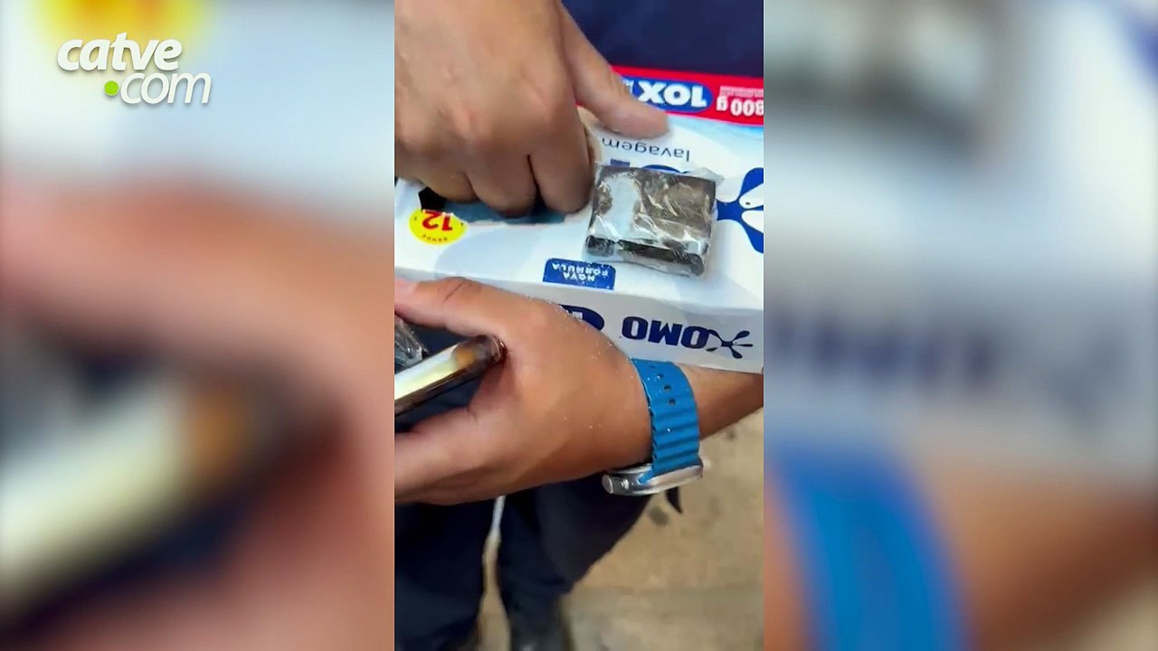 Canetas emagrecedoras são encontradas em caixas...