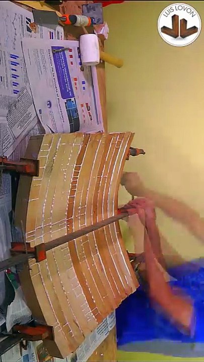 COMO HACER UN ESPALDAR CURVO DE MADERA MUY FACIL SIN MUCHA MAQUINA MODERNA / Luis Lovon