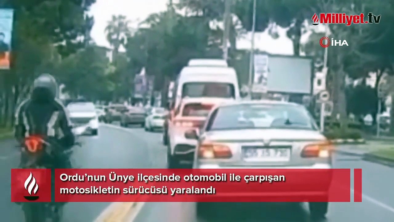 Kaza anı araç kamerasına böyle yansıdı! Ana yola çıkış yapan...