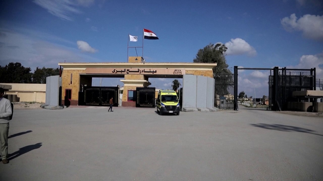 Palestinian patients stranded in Egypt