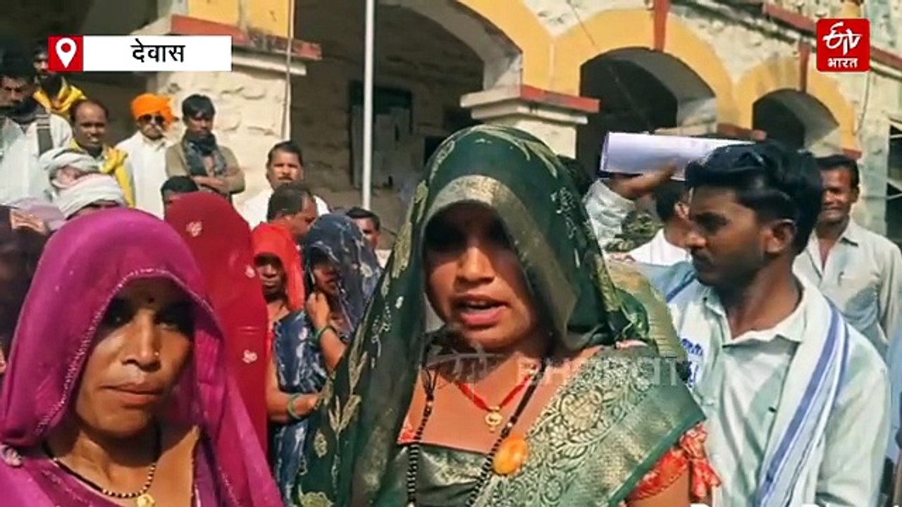 लाड़ली बहना के पैसों से पतियों की ऐश, शाम ढलते ही पहुंच जाते हैं ठेके पर