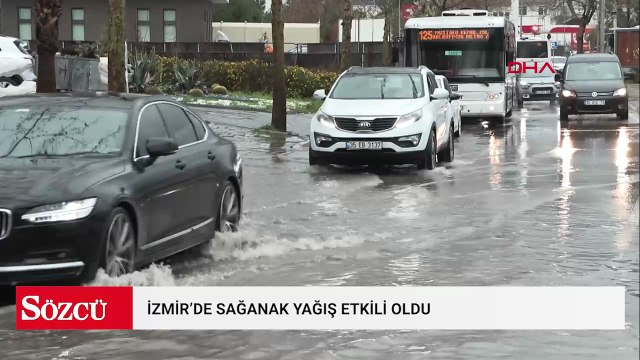 İzmir'de sağanak nedeniyle yollar göle döndü