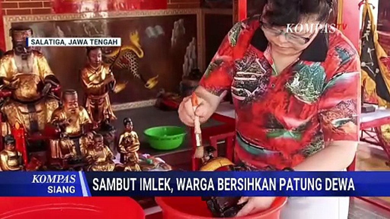 Jelang Imlek, Umat Tri Dharma di Salatiga Bersihkan Klenteng Hok Tek Bio | KOMPAS SIANG