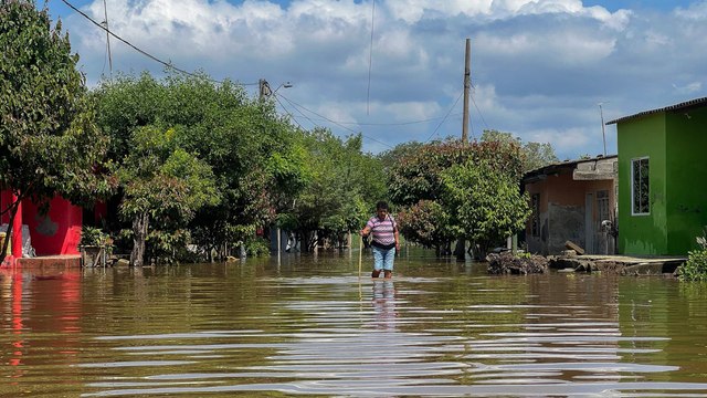 Gobierno Petro decreta una nueva emergencia económica por la crisis generada por las lluvias en ocho departamentos