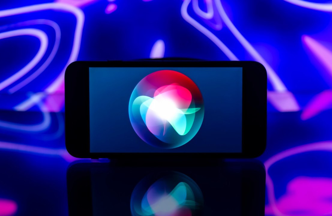 Apple ‘delays improved AI Siri to as late as iOS 27’