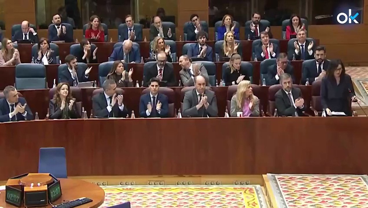 Ayuso desmonta el bulo de la izquierda- la medalla a EEUU es para "una nación", no para Trump