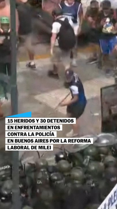 15 heridos en las protestas en Buenos Aires contra la reforma laboral de Milei