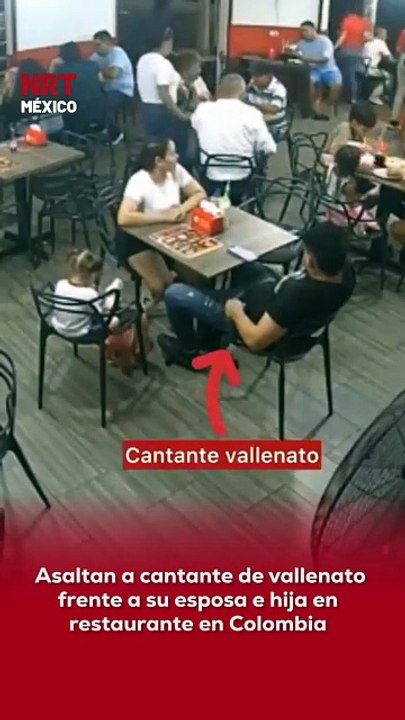 🚨🎤 Frente a su esposa y su pequeña hija, el artista Jesu Romero fue despojado de varias pertenencias de alto valor en un restaurante de Barranquilla.
