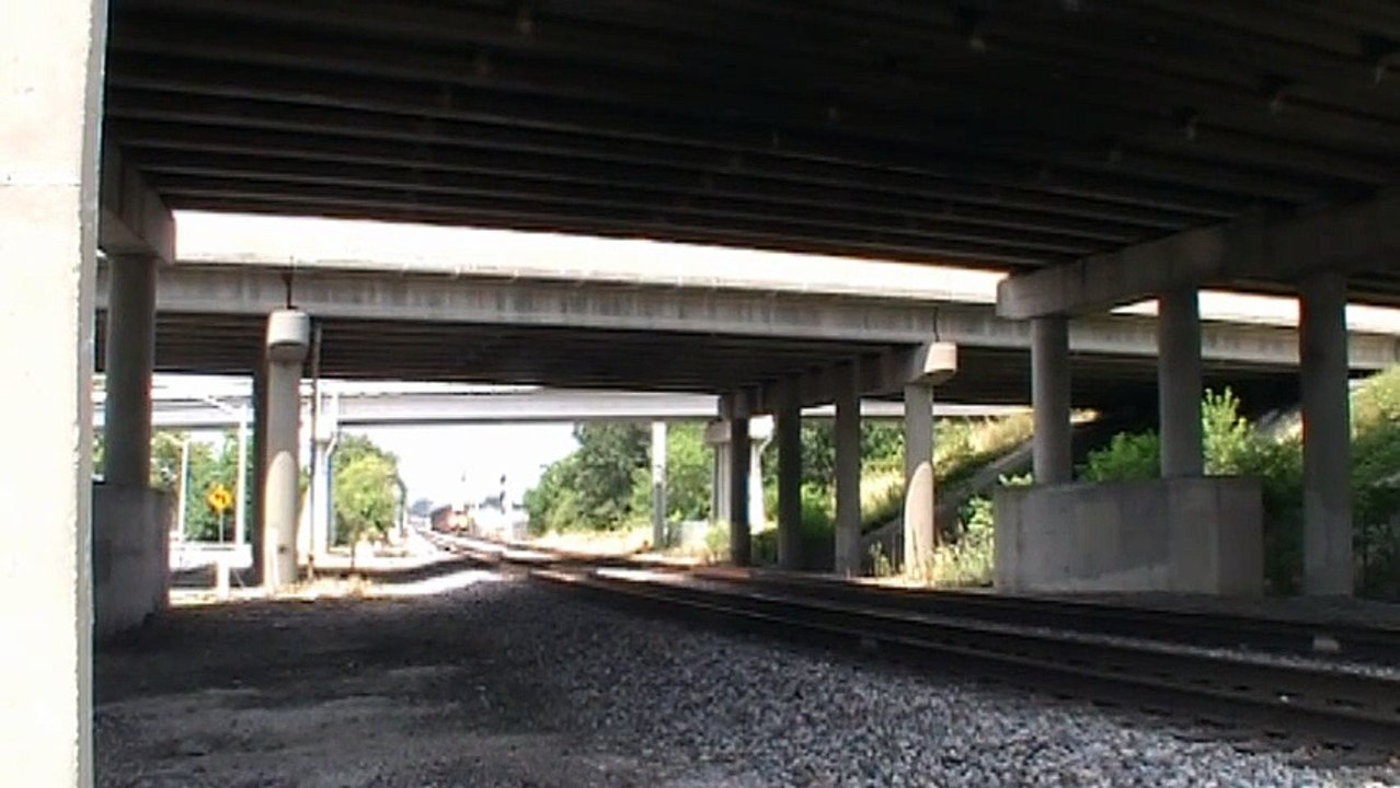 Norfolk Southern 8 unit light power move Bridge 5 to Carolina Jct                 29_07_2010 - LeoGetz (480p, h264)