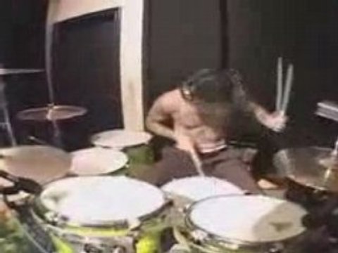 Travis Barker Remix Busta Rhymes - Don't Touch Me [NEW]