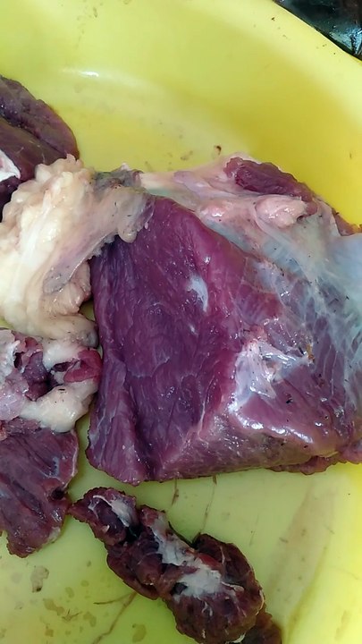 Daging sapi segar