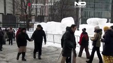 Japão: esculturas de neve e gelo atraem visitantes a festival de inverno
