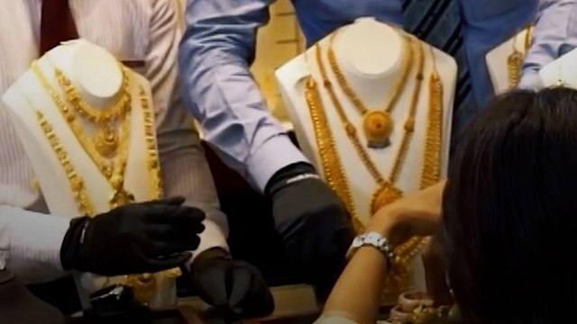 Gold-Silver भाव में कितनी गिरावट? जानें