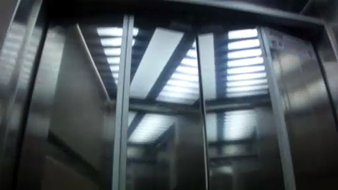 2020s metsan elevator in old vintage sönmezler apt kadıköy istanbul
