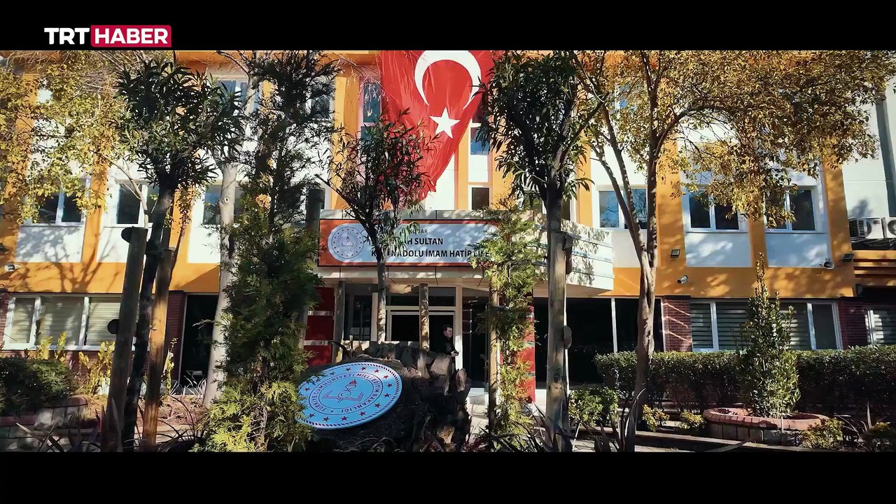 Emine Erdoğan, TOGEM-DER 22 Okul 22 Kütüphane Açılış Töreni'ne katıldı