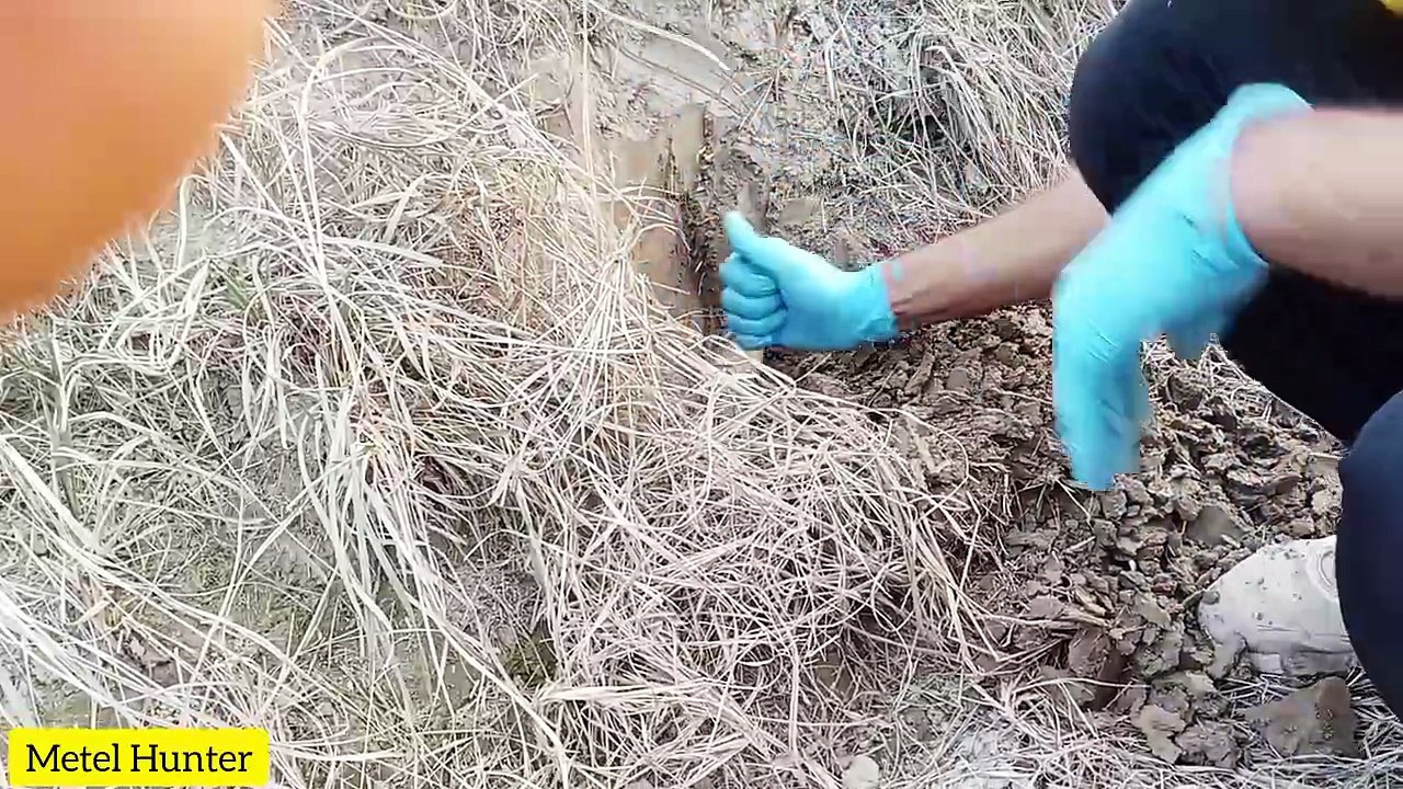Strange Discovery Underground 😱 | Metal Detector