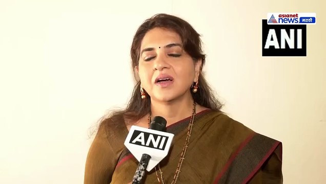 'Narender–Surrender' वाद: राहुल गांधींवर शाइना NC यांचा पलटवार; BJP–Shiv Sena प्रतिक्रिया